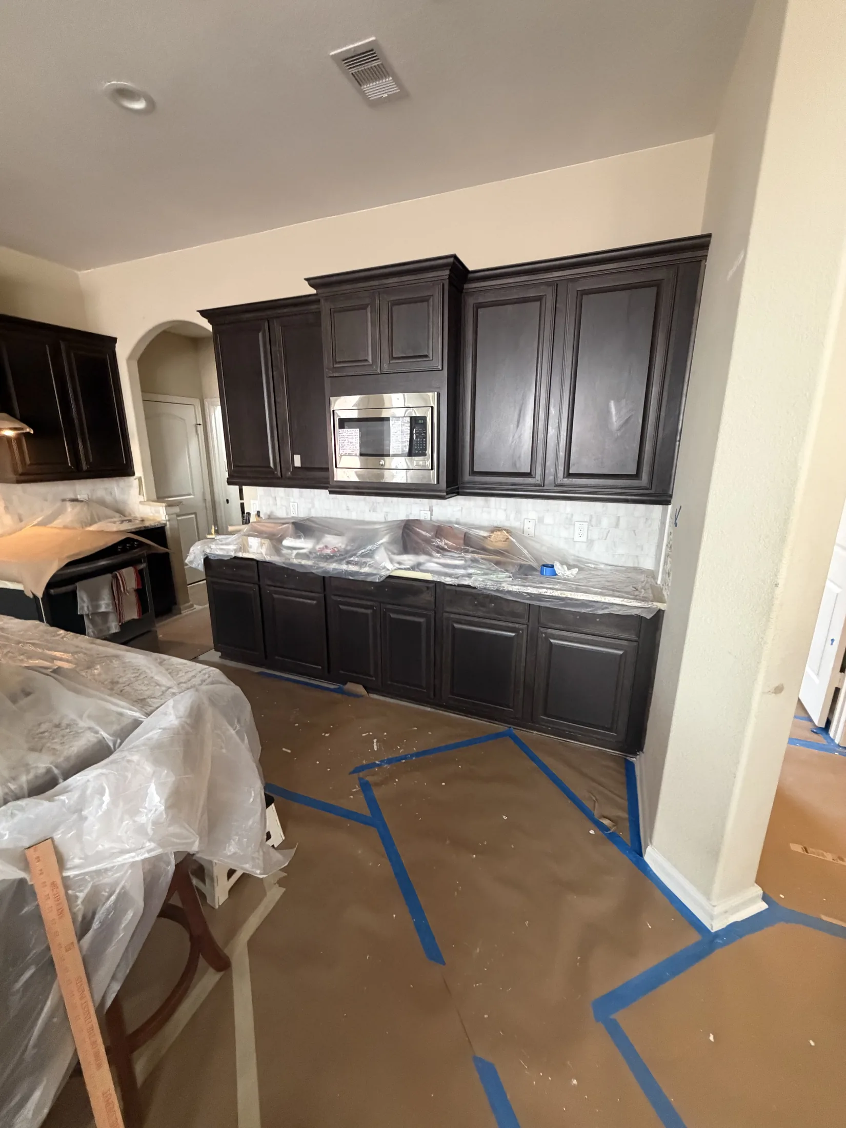 Kitchen Cabinet Paint Transformation before work